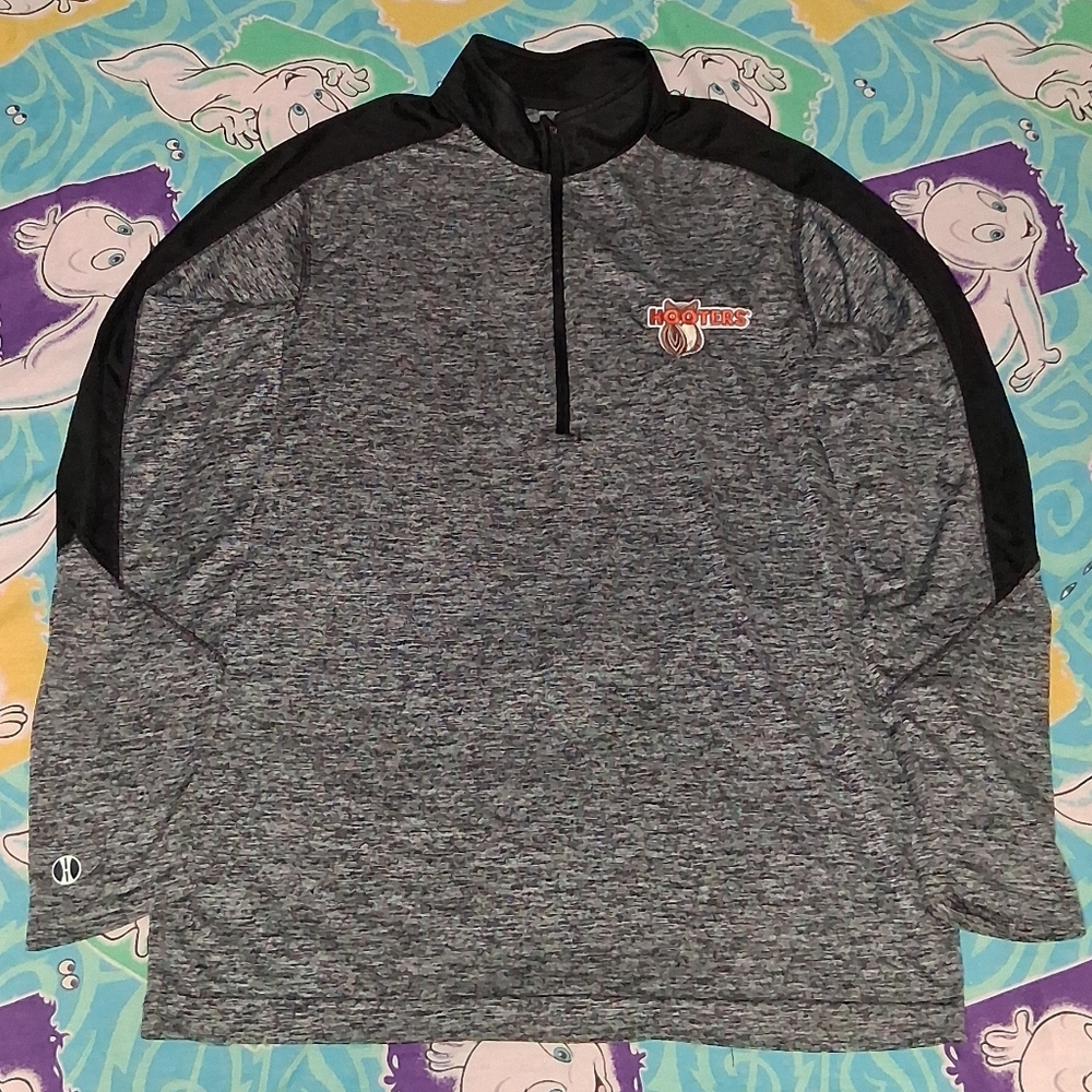 Hooters Holloway 1/4 Zip Long Sleeve Staff Employee Worker Shirt